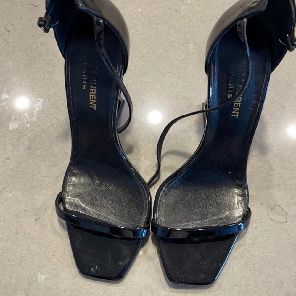OPYUM SANDALS IN PATENT LEATHER